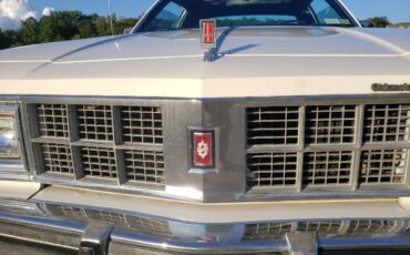 Oldsmobile-98-regency-coupe-1981-3