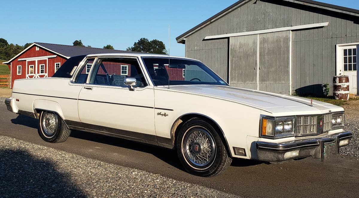 Oldsmobile-98-regency-coupe-1981-9