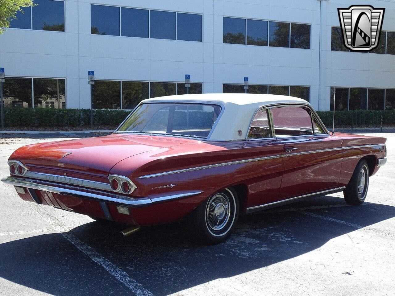 Oldsmobile-Cutlass-1962-7