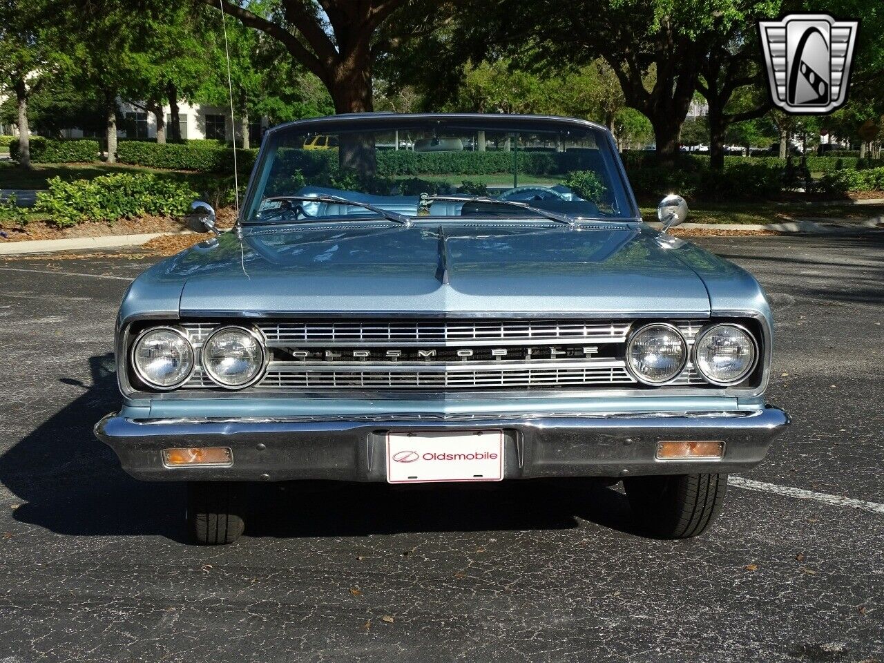 Oldsmobile-Cutlass-1963-2