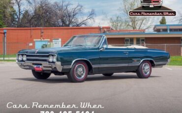 Oldsmobile Cutlass  1965