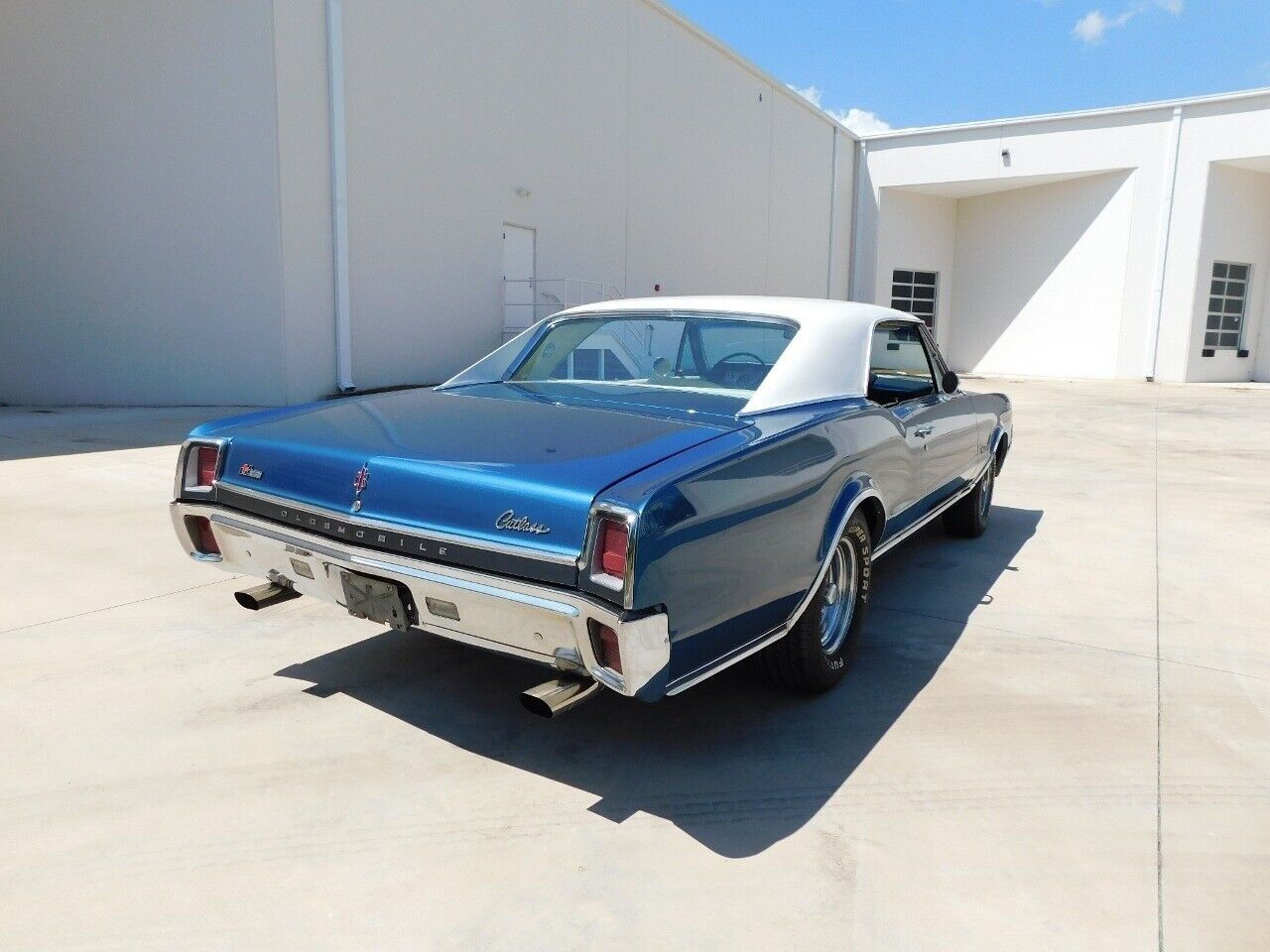 Oldsmobile-Cutlass-1967-10