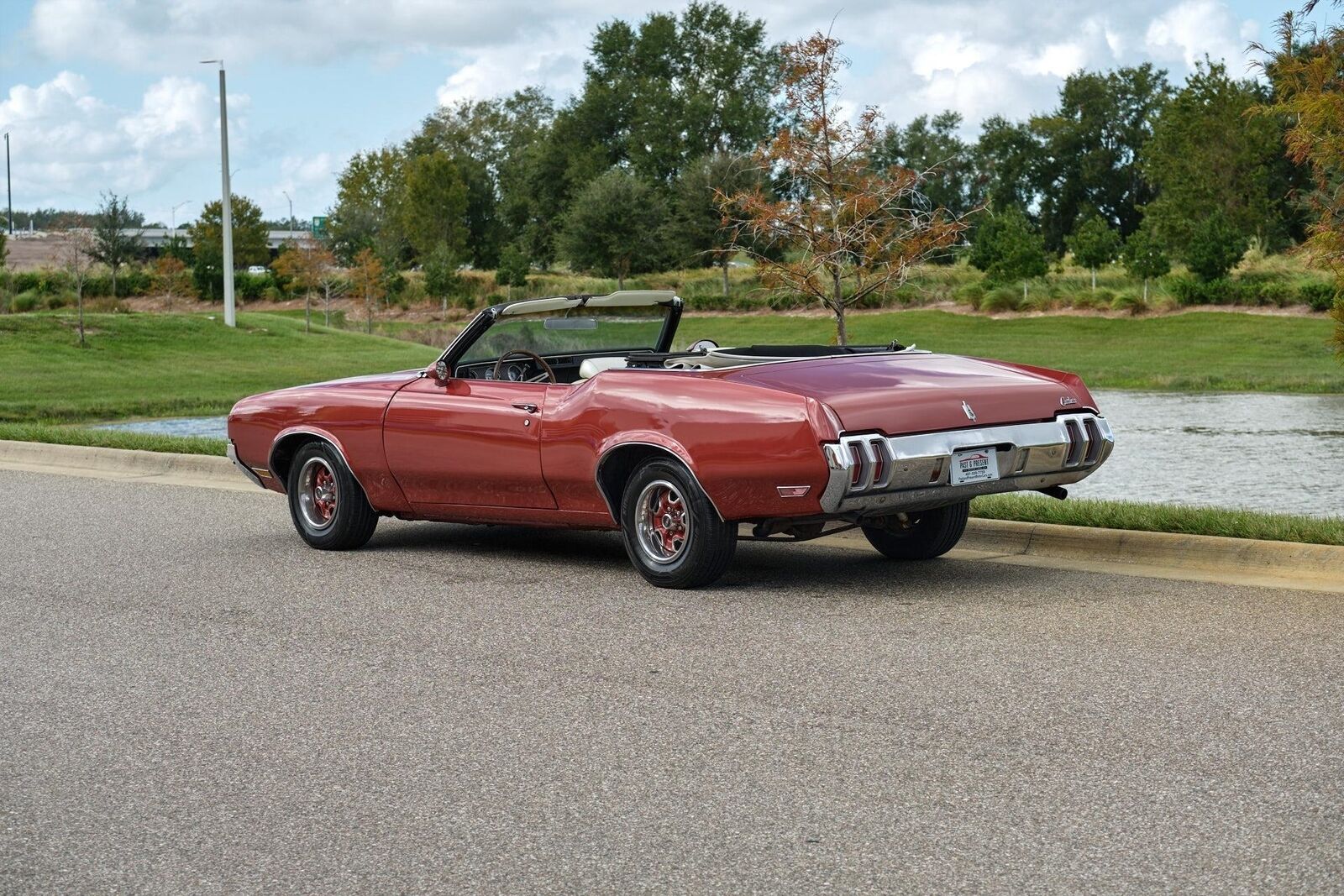 Oldsmobile-Cutlass-1970-3