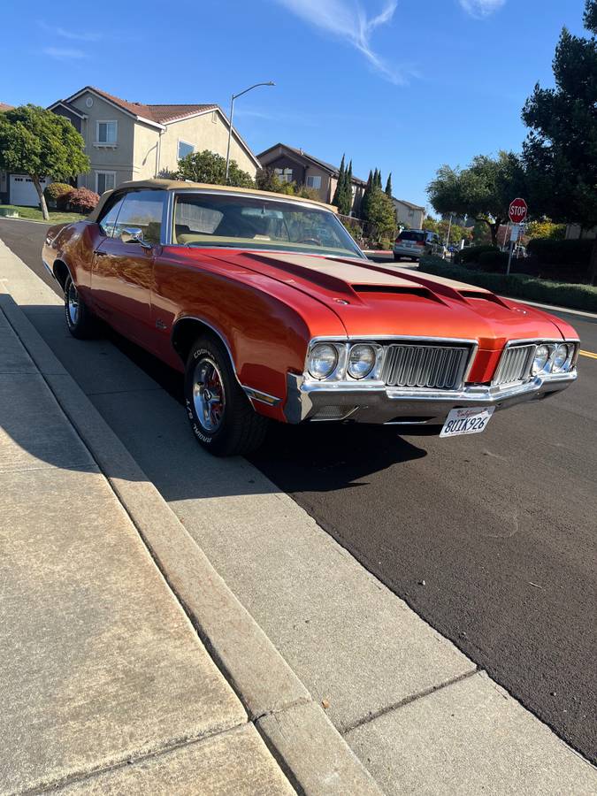 Oldsmobile-Cutlass-1970-4