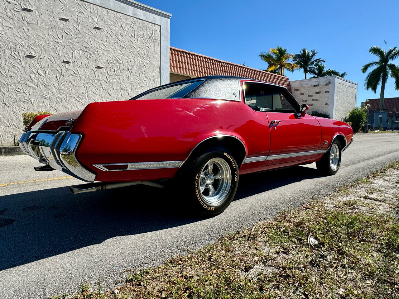 Oldsmobile-Cutlass-1970-4