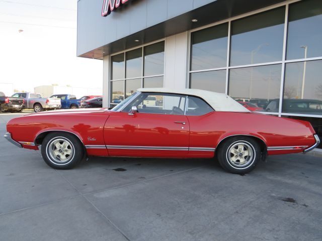 Oldsmobile-Cutlass-1971-4