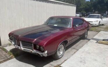 Oldsmobile Cutlass  year1}