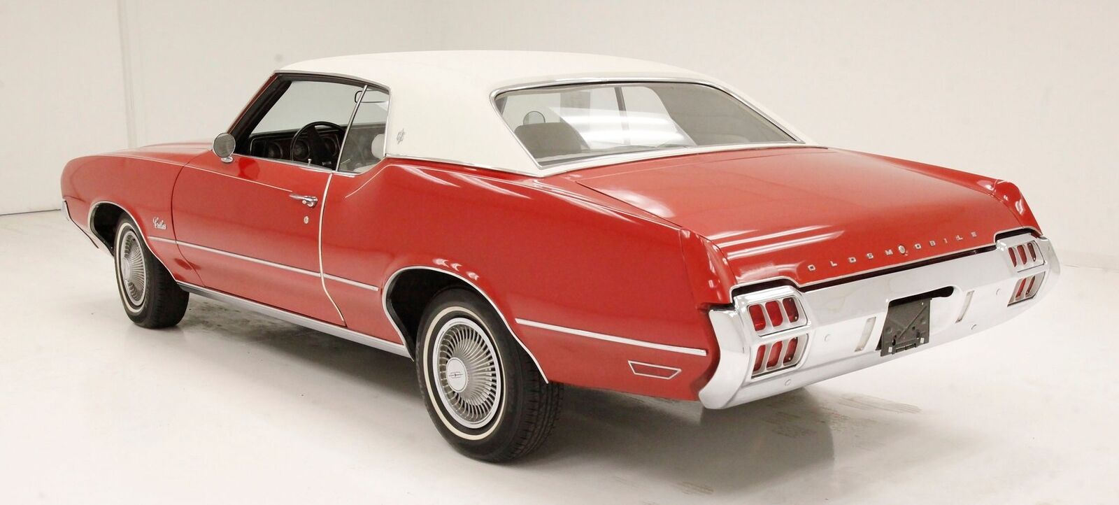 Oldsmobile-Cutlass-1972-2