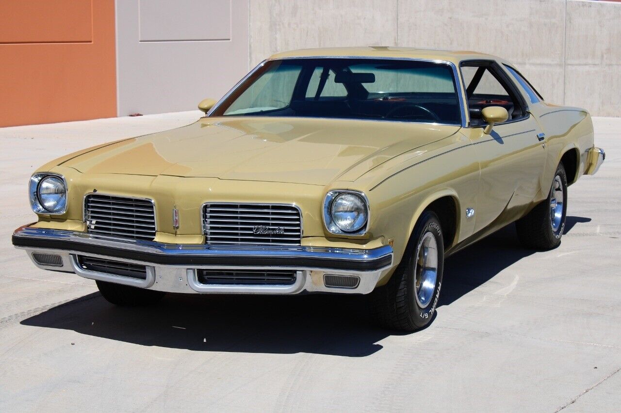 Oldsmobile-Cutlass-1974-4