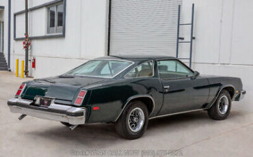 Oldsmobile-Cutlass-1977-4