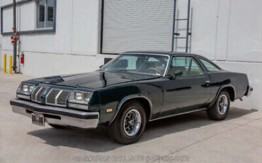 Oldsmobile-Cutlass-1977-7