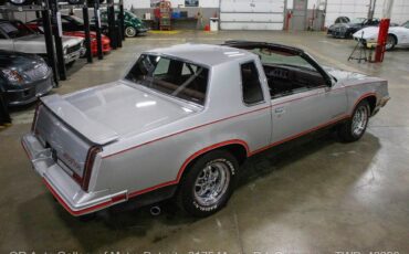 Oldsmobile-Cutlass-1983-6