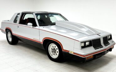 Oldsmobile-Cutlass-1984-7