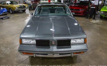 Oldsmobile-Cutlass-1987-10