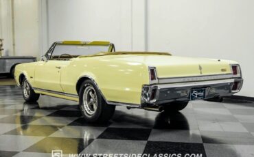 Oldsmobile-Cutlass-Cabriolet-1967-8