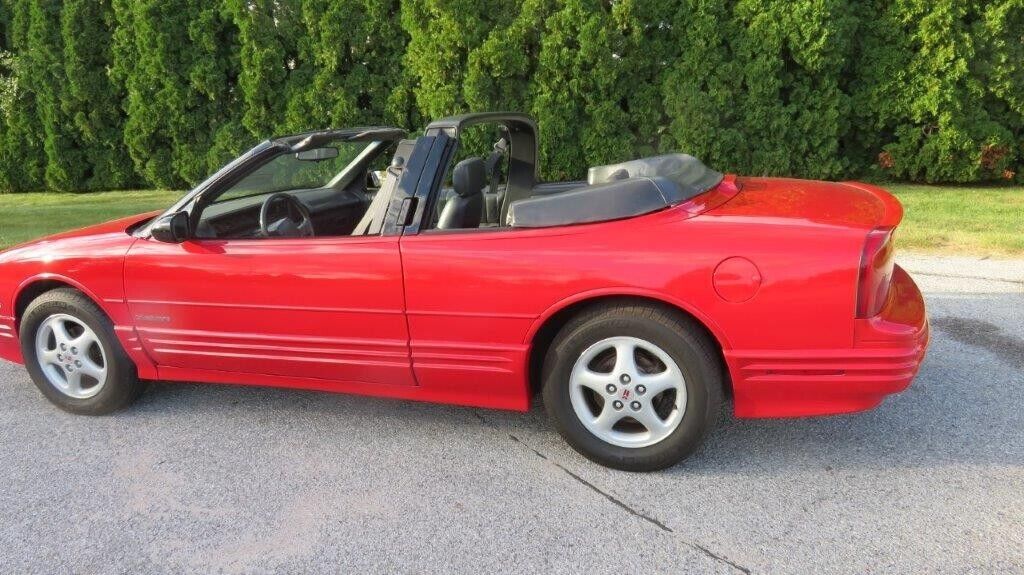 Oldsmobile-Cutlass-Cabriolet-1993-5