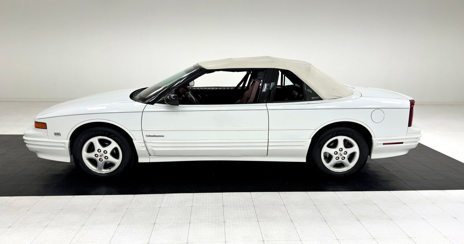 Oldsmobile-Cutlass-Cabriolet-1994-2