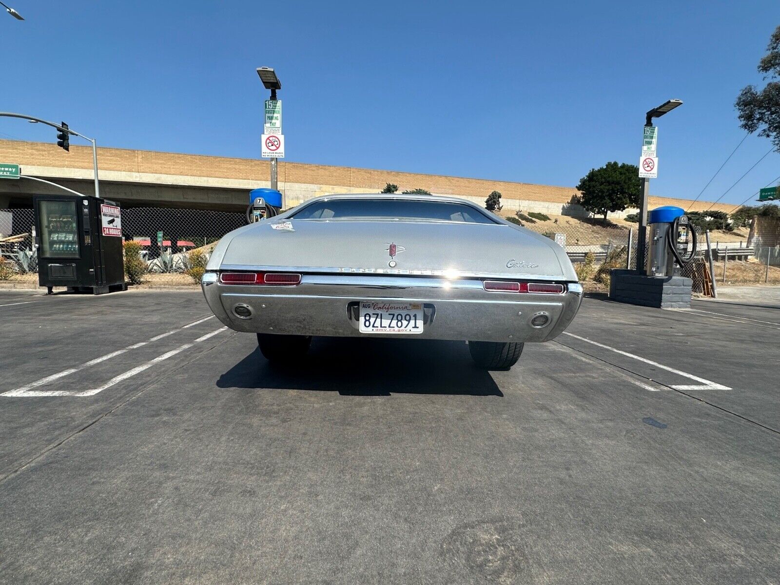 Oldsmobile-Cutlass-Coupe-1968-11