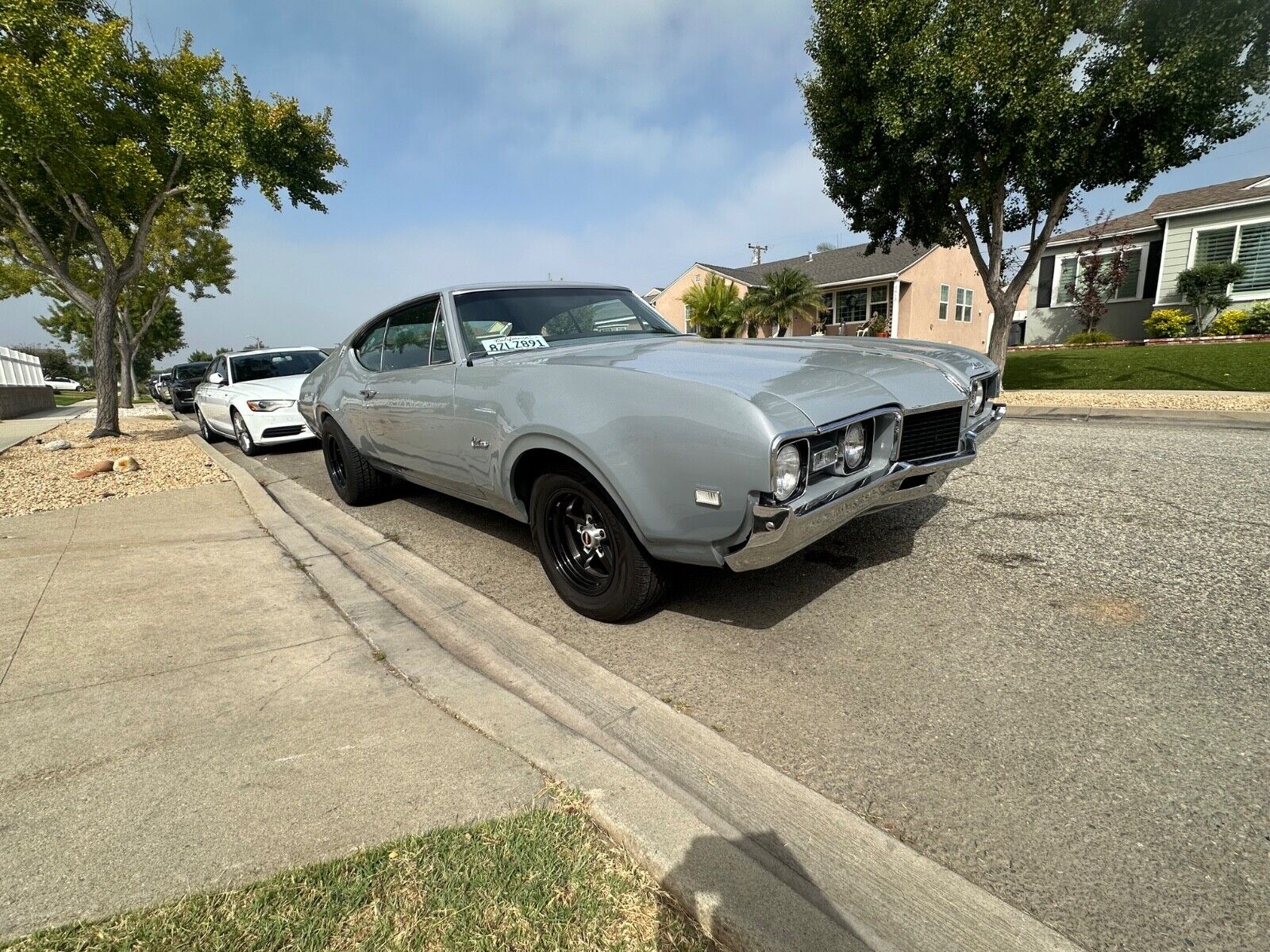 Oldsmobile-Cutlass-Coupe-1968-2