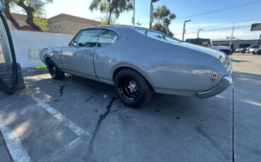 Oldsmobile-Cutlass-Coupe-1968-20