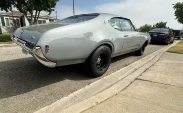 Oldsmobile-Cutlass-Coupe-1968-24