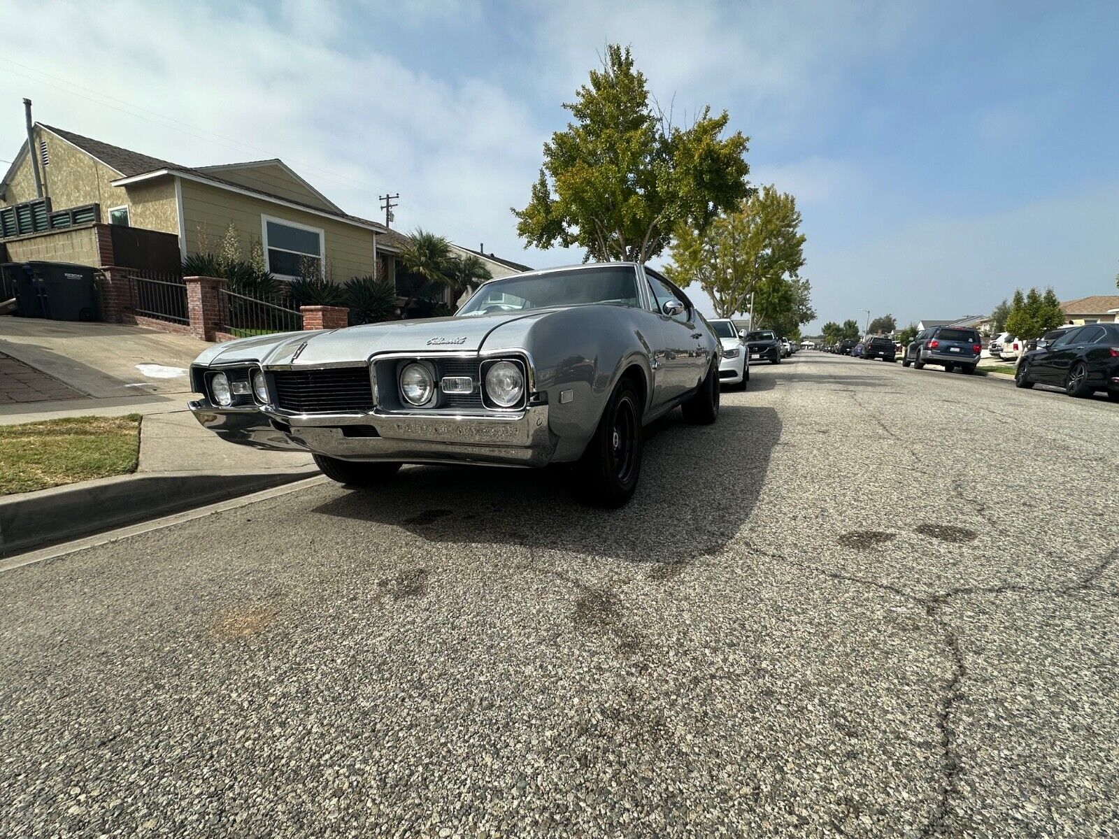 Oldsmobile-Cutlass-Coupe-1968-3