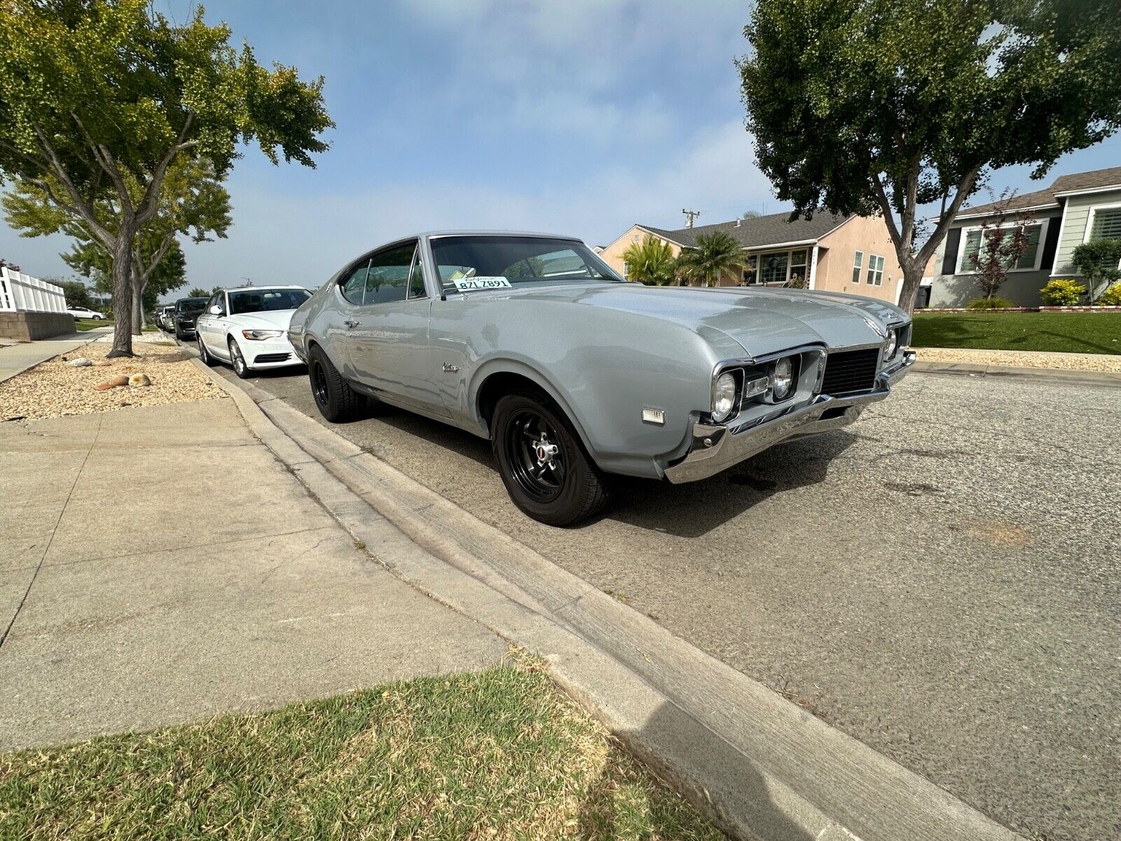 Oldsmobile-Cutlass-Coupe-1968-4