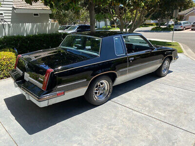 Oldsmobile-Cutlass-Coupe-1986-4