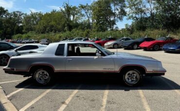 Oldsmobile-Cutlass-calais-1984-3