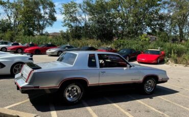 Oldsmobile-Cutlass-calais-1984-4