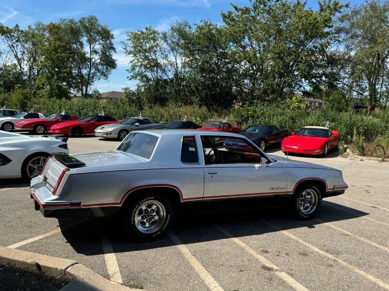 Oldsmobile-Cutlass-calais-1984-4