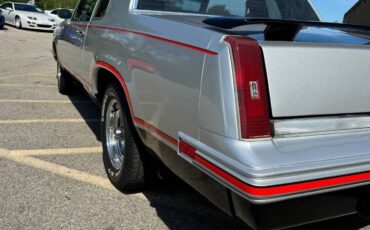 Oldsmobile-Cutlass-calais-1984-7