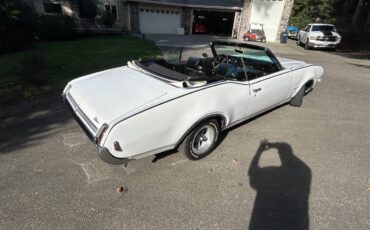 Oldsmobile-Cutlass-convertible-1969-5