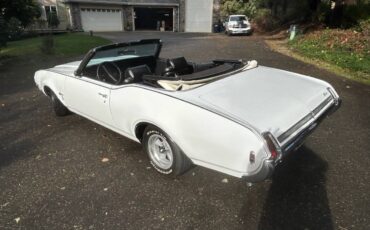 Oldsmobile-Cutlass-convertible-1969-9