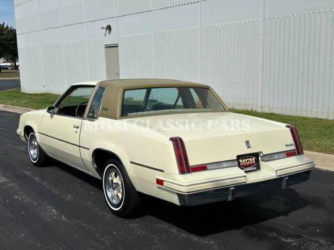 Oldsmobile-Cutlass-supreme-1981-10