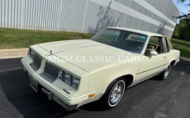 Oldsmobile-Cutlass-supreme-1981-15