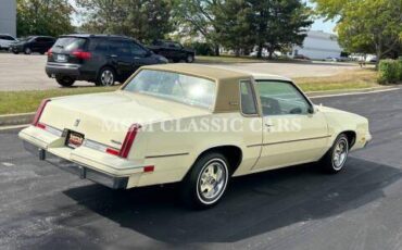 Oldsmobile-Cutlass-supreme-1981-20