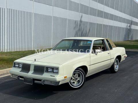 Oldsmobile-Cutlass-supreme-1981-23