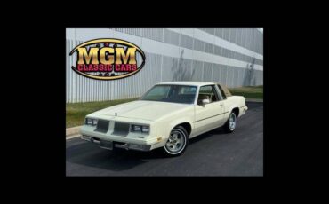 Oldsmobile-Cutlass-supreme-1981