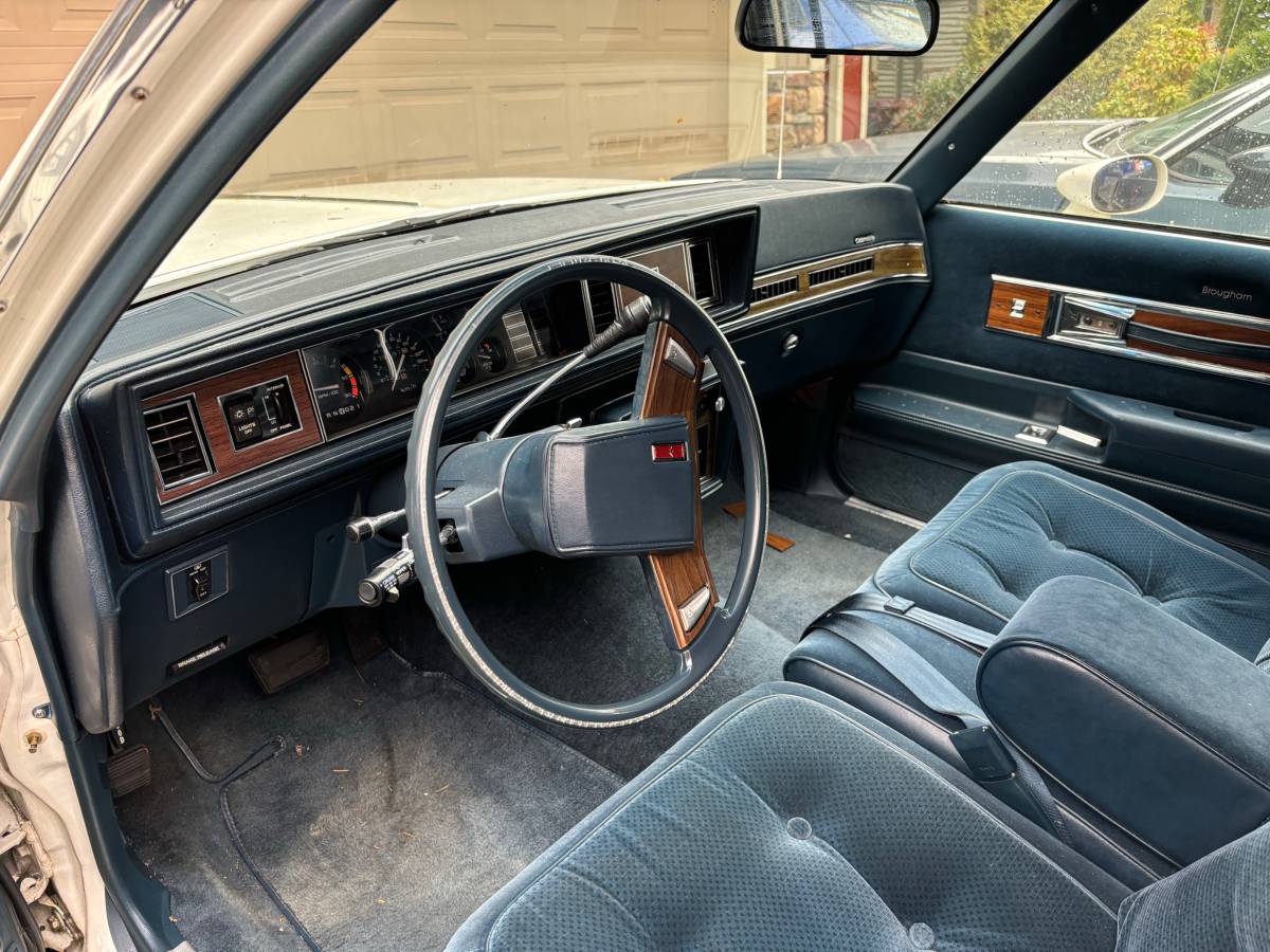 Oldsmobile-Cutlass-supreme-1985-1