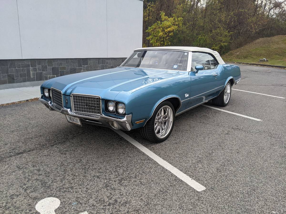 Oldsmobile-Cutlass-supreme-convertible-1972-21