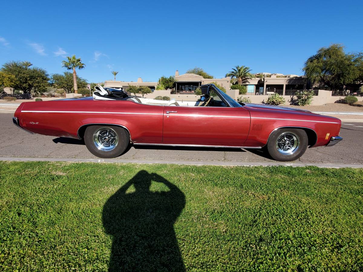 Oldsmobile-Delta-88-royale-convertible-1972-1