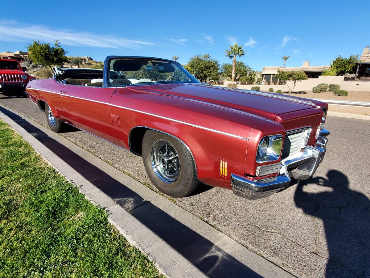 Oldsmobile-Delta-88-royale-convertible-1972-3