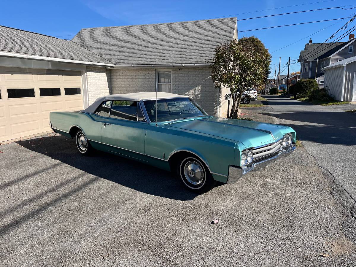 Oldsmobile-Dynamic-88-1965-1