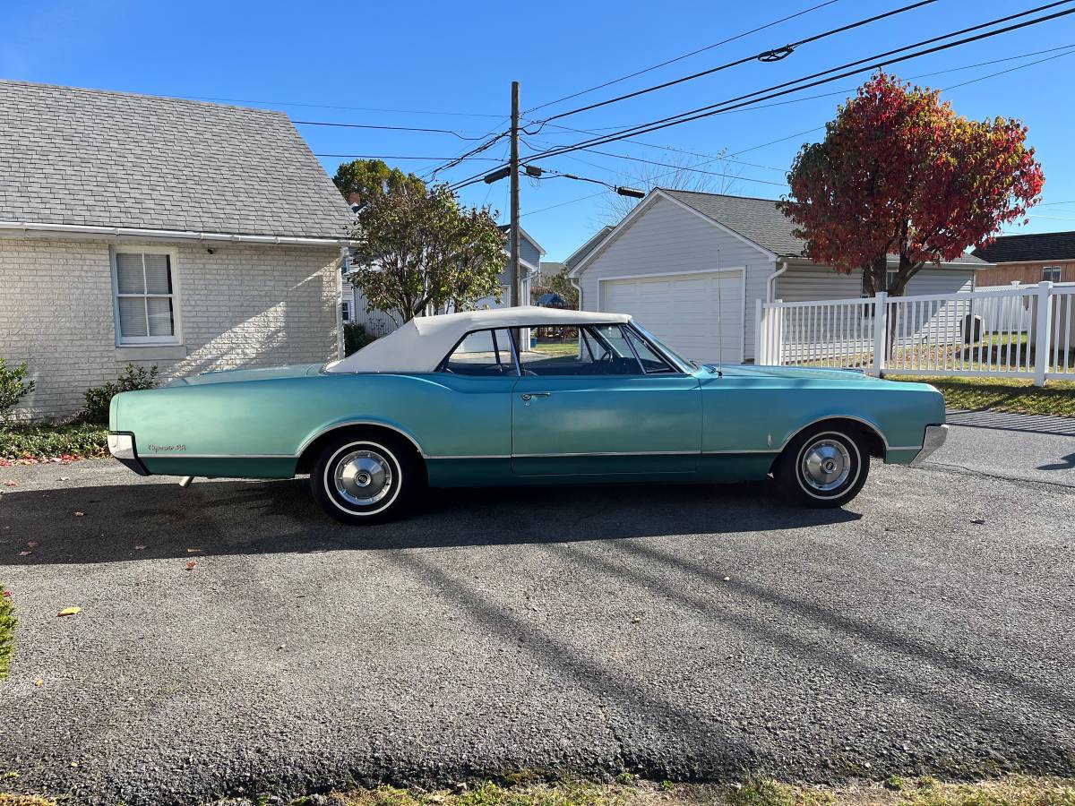 Oldsmobile-Dynamic-88-1965-2