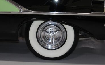 Oldsmobile-Eighty-Eight-1956-23