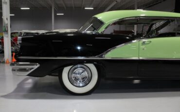 Oldsmobile-Eighty-Eight-1956-24