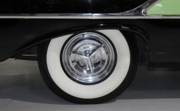 Oldsmobile-Eighty-Eight-1956-25