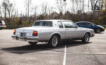 Oldsmobile-Eighty-Eight-1984-6