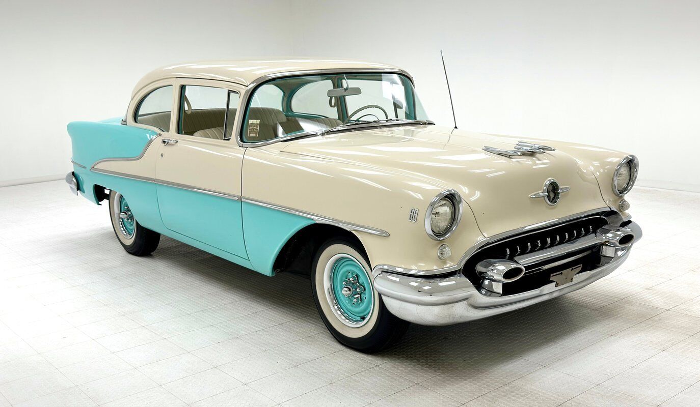 Oldsmobile-Eighty-Eight-Berline-1955-6